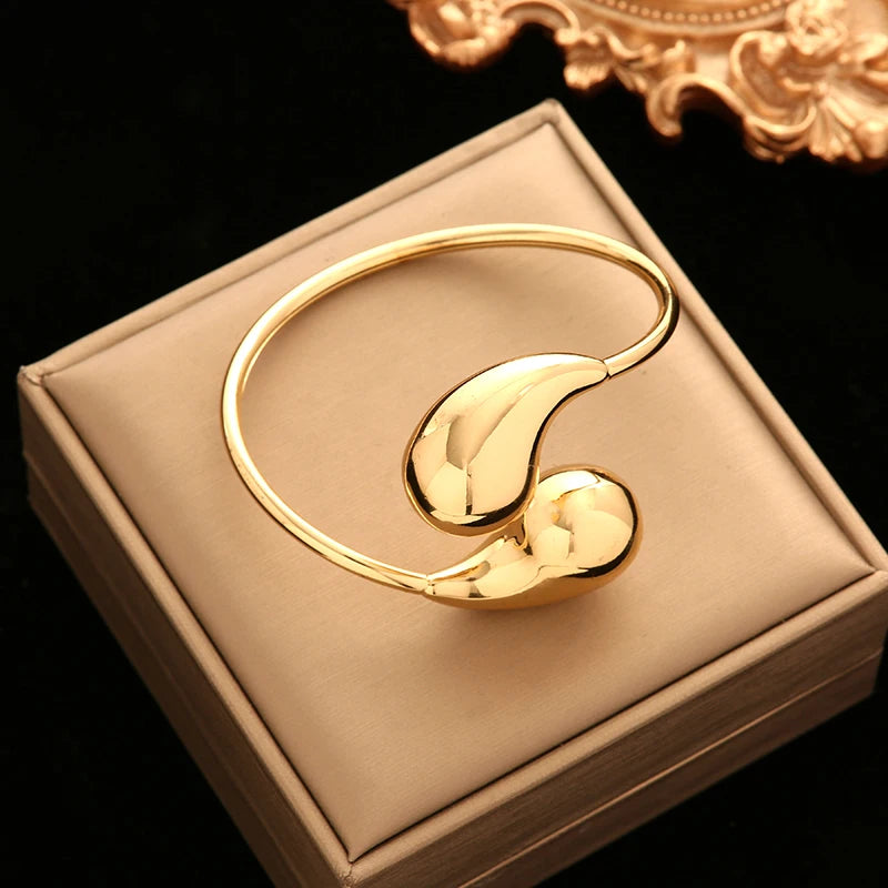 Stainless Steel Leaf Clover Zirconia Bangle Bracelet