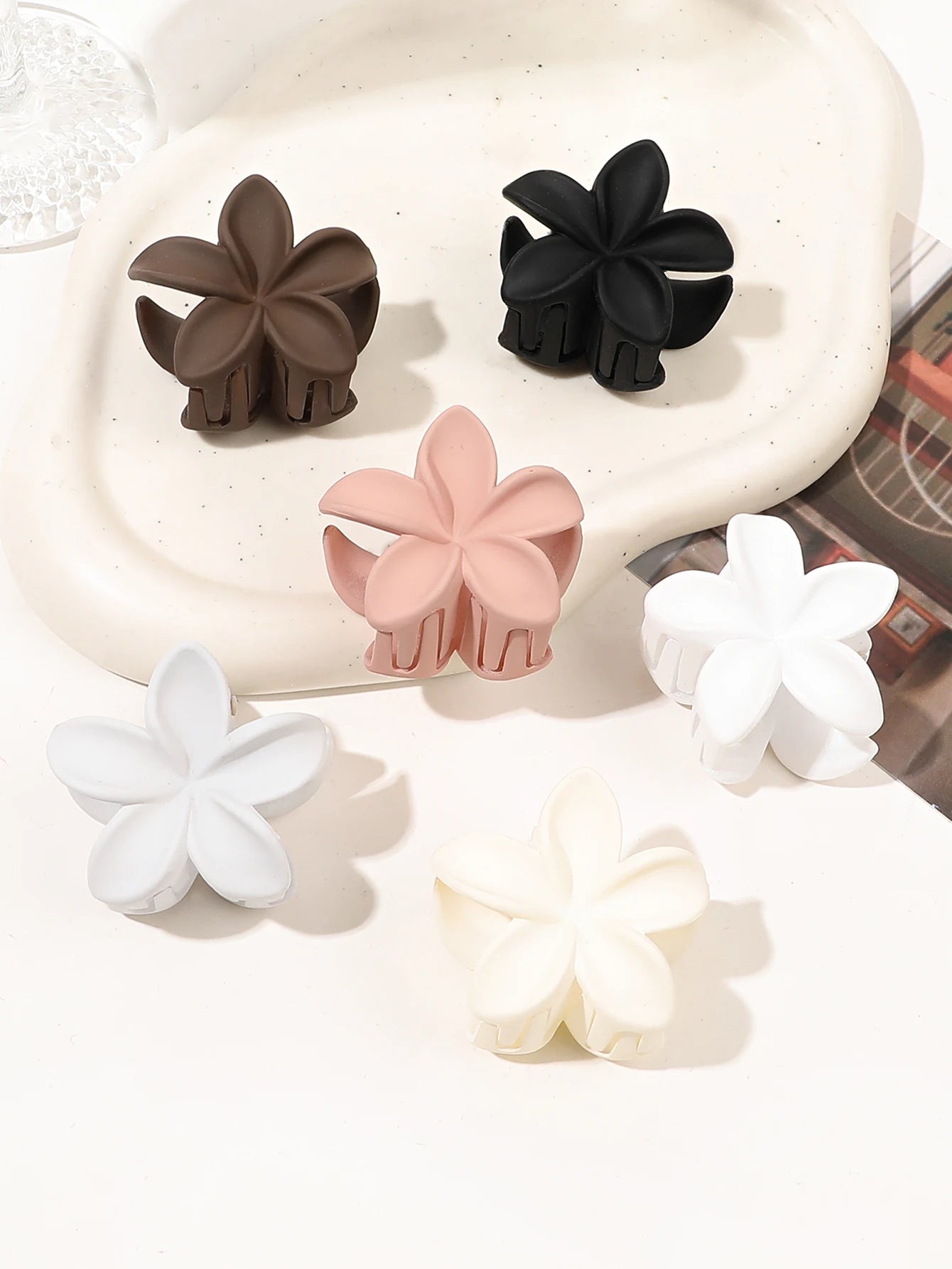 6Pcs 1.5in Neutral Color Flower Claw Clips