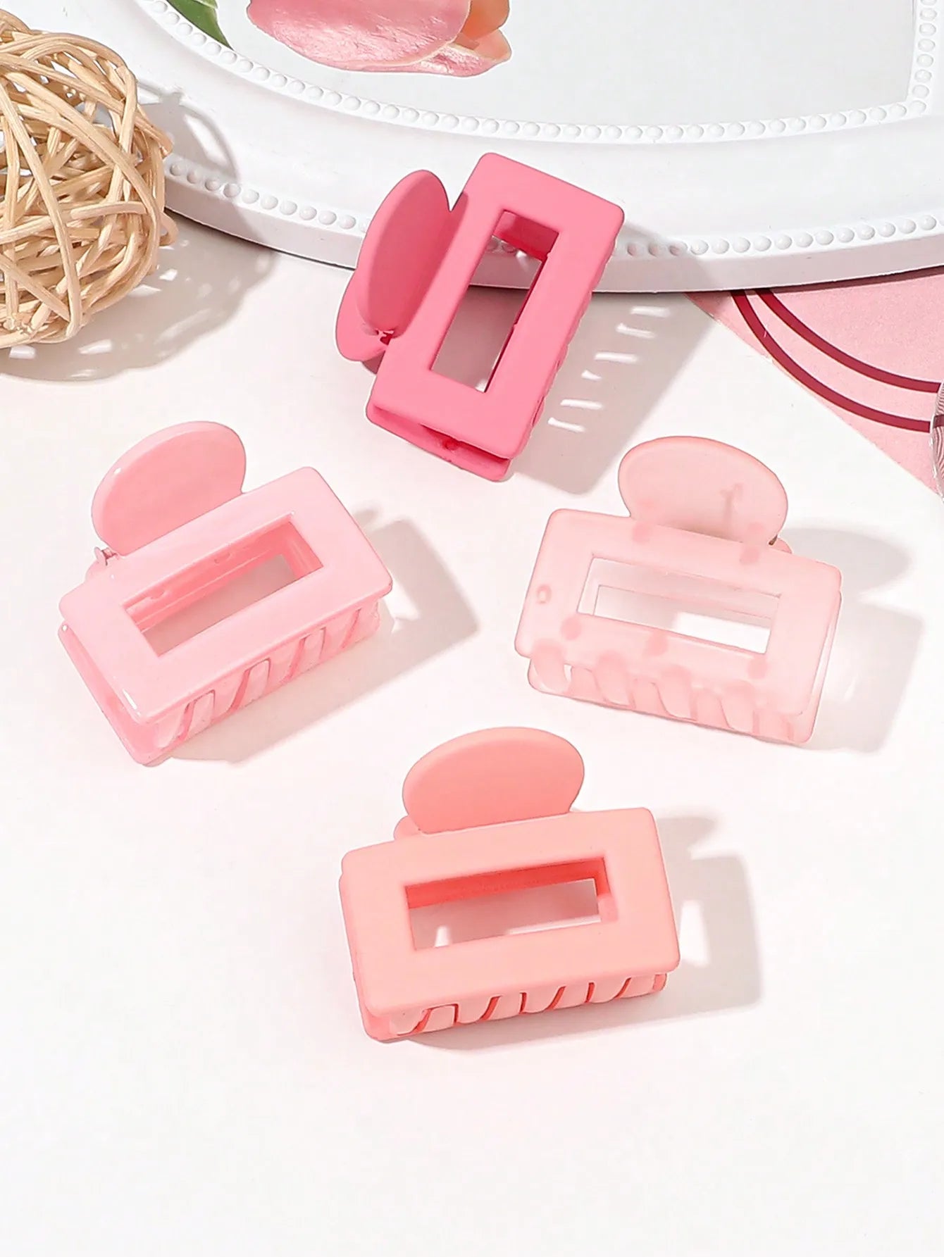 4Pcs 1.6Inch Pink Hair Claw Clips