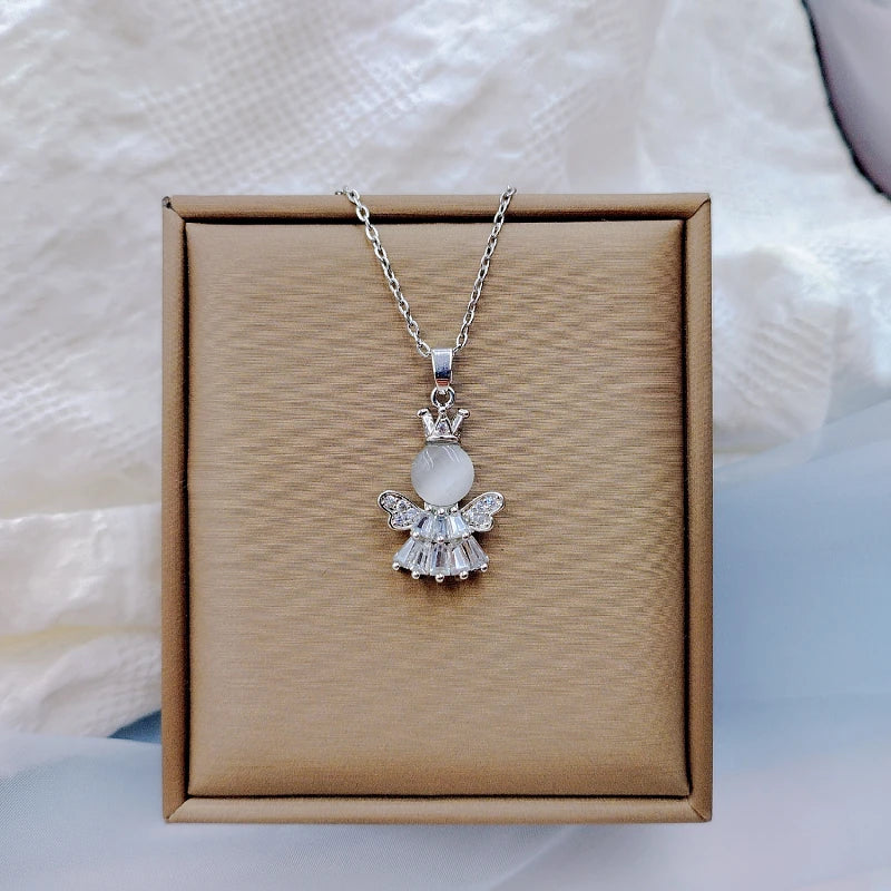 Classic Retro Cute Angel Crown Necklace