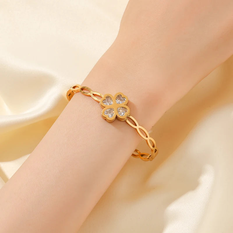 Stainless Steel Leaf Clover Zirconia Bangle Bracelet