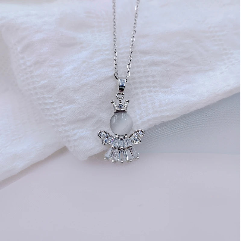 Classic Retro Cute Angel Crown Necklace