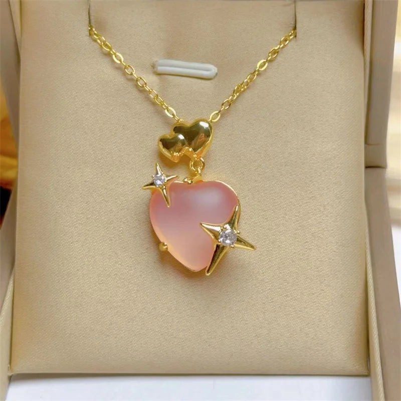 Classic Retro Pink Heart-shaped Necklace